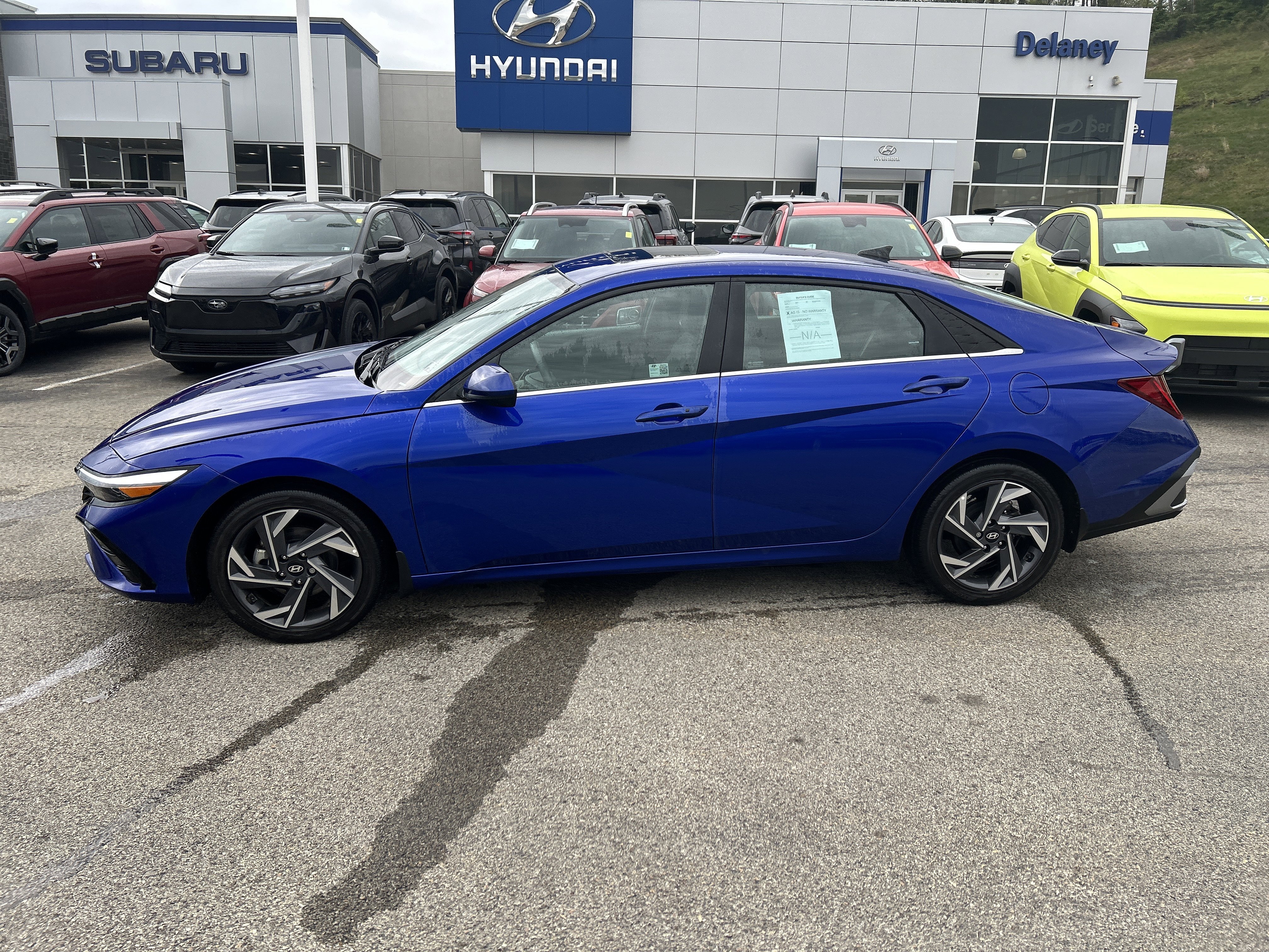 Used 2025 Hyundai Elantra SEL FWD image 19