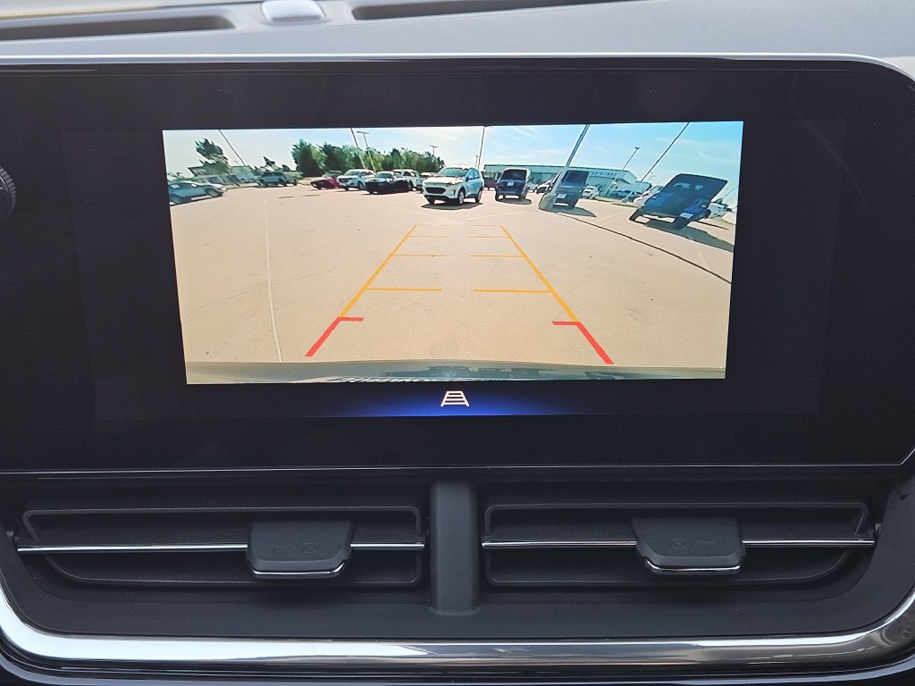 Used 2025 Chevrolet Trax ACTIV w/ Sunroof Package FWD image 18