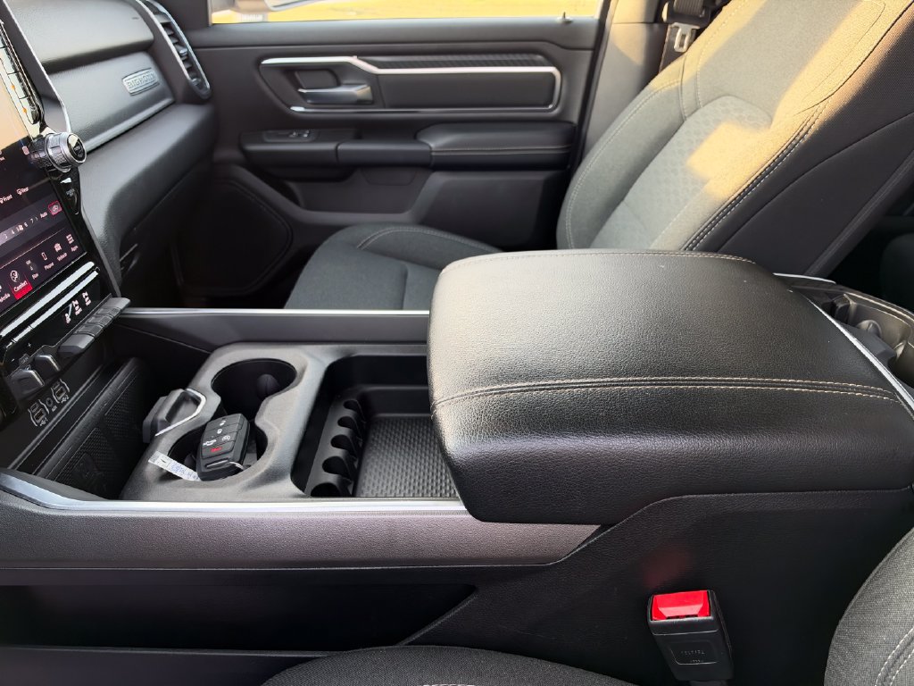 Used 2025 RAM 1500 Big Horn AWD/4WD image 18