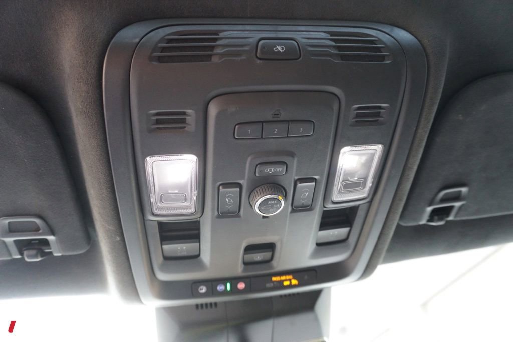 Used 2023 Cadillac Escalade ESV Sport Platinum w/ LPO, Floor Liner Package image 27