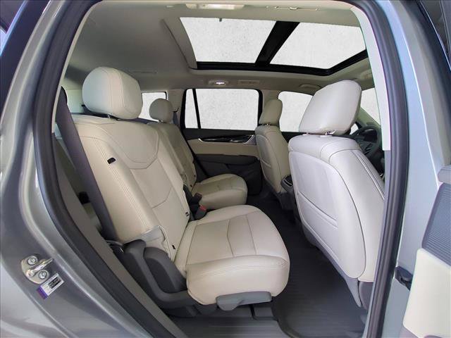 Used 2025 Cadillac XT6 Premium Luxury w/ Technology Package FWD image 24