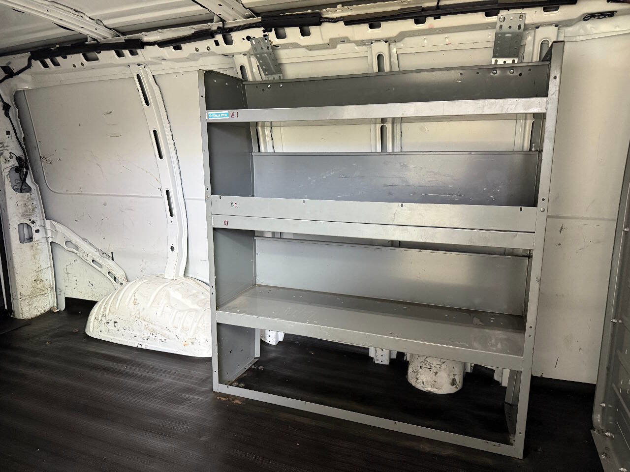 Used 2017 Chevrolet Express 2500 image 80