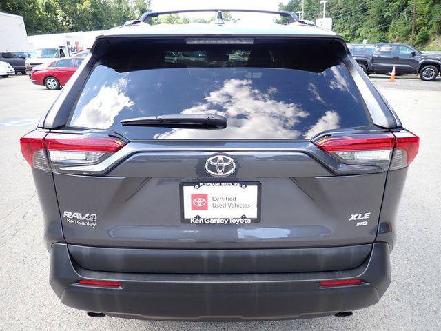 Certified 2022 Toyota RAV4 XLE AWD/4WD image 5