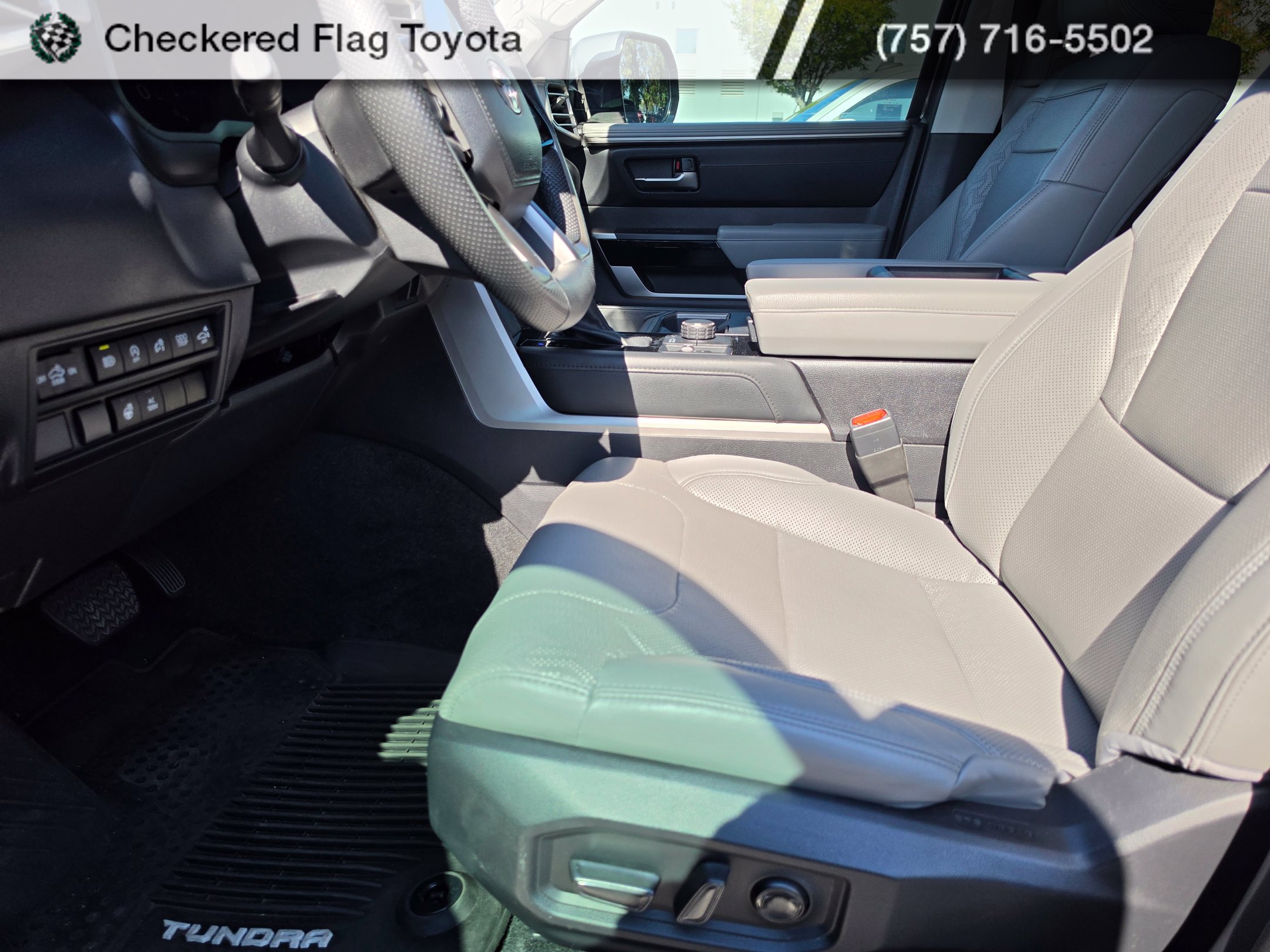 Used 2024 Toyota Tundra Limited AWD/4WD image 10