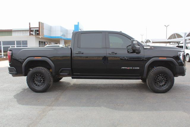 Used 2024 GMC Sierra 2500 AT4X w/ AT4X AEV Edition image 2