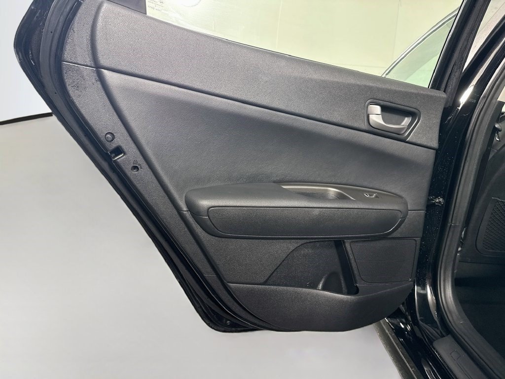 Used 2020 Kia Optima LX FWD image 24