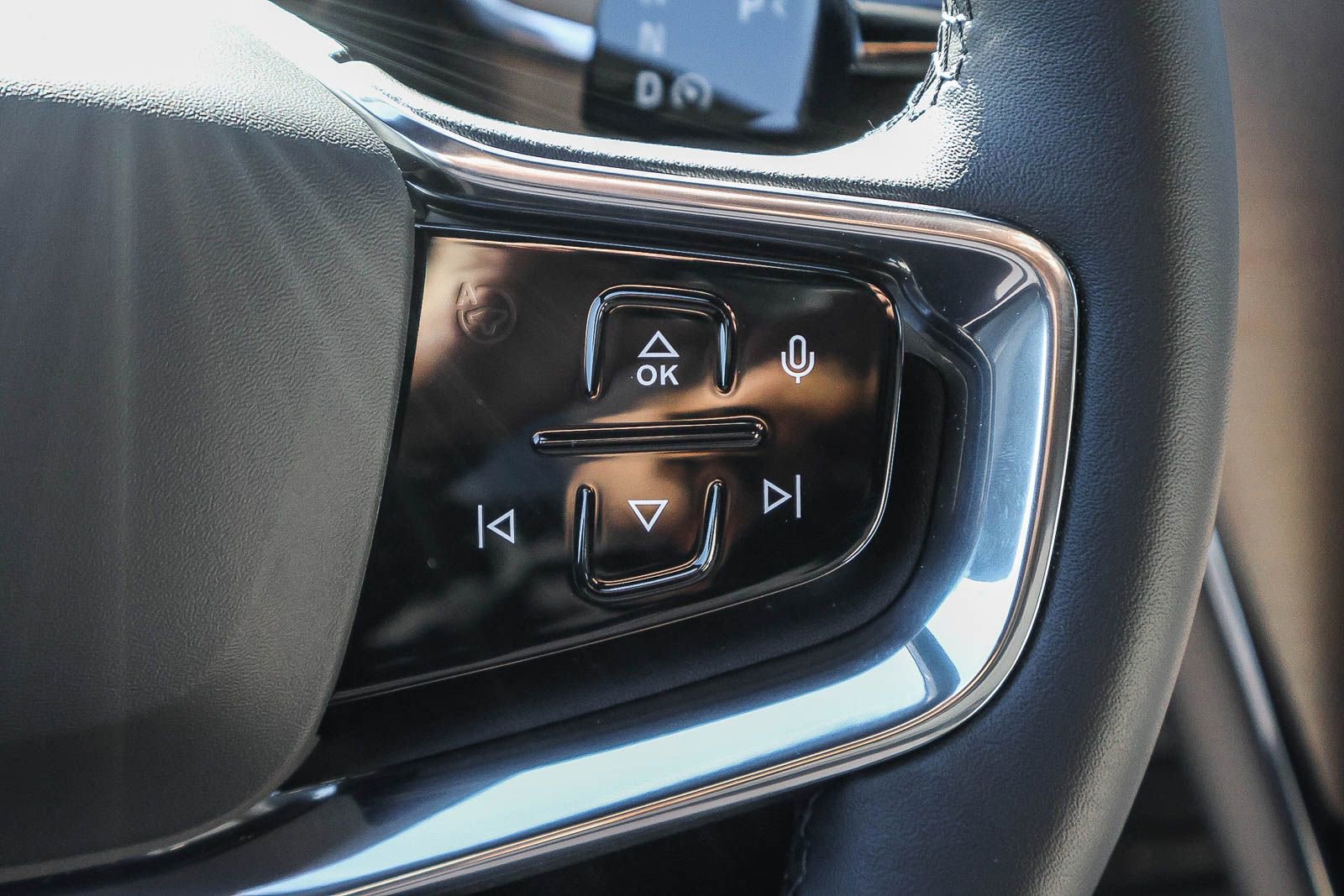 New 2026 Volvo EX90 Plus RWD image 36