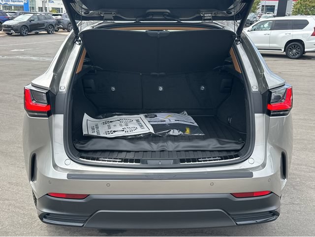 New 2026 Lexus NX 350 AWD image 19