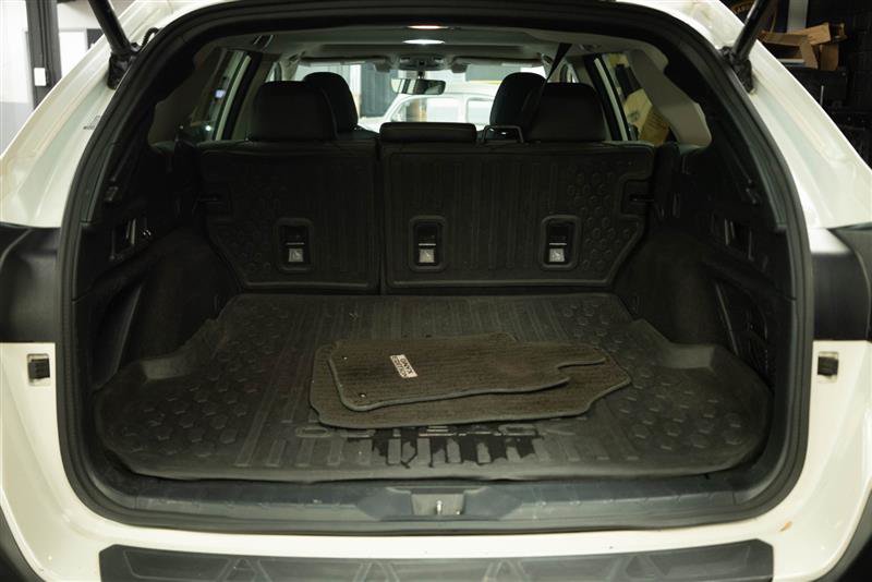 Used 2021 Subaru Outback Onyx Edition XT w/ Popular Package #2 AWD/4WD image 7