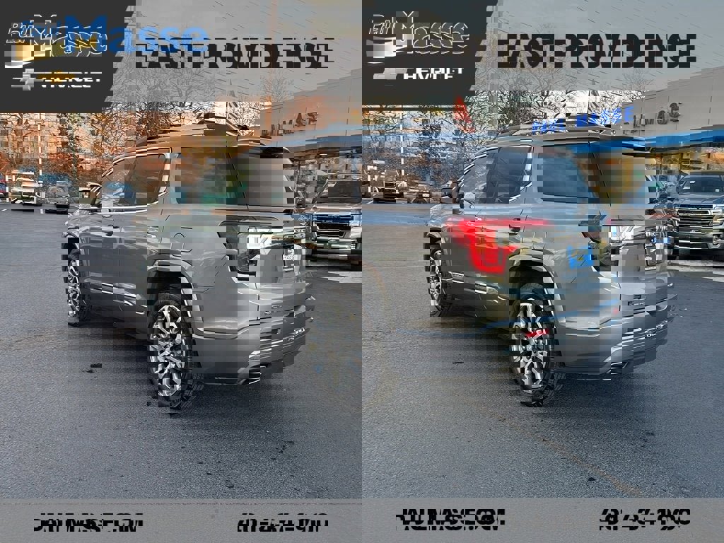 Certified 2022 GMC Acadia Denali w/ Denali Ultimate Package image 5