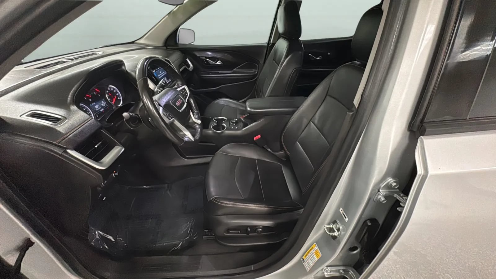 Used 2018 GMC Terrain SLT w/ Preferred Package FWD image 22