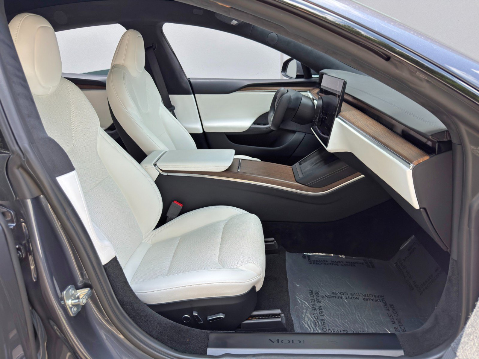 Used 2022 Tesla Model S AWD/4WD image 16