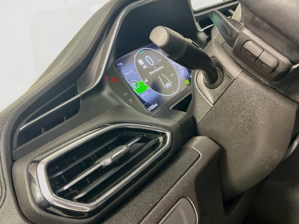 Used 2023 Chevrolet Bolt EUV Premier w/ Sun & Sound Package FWD image 10