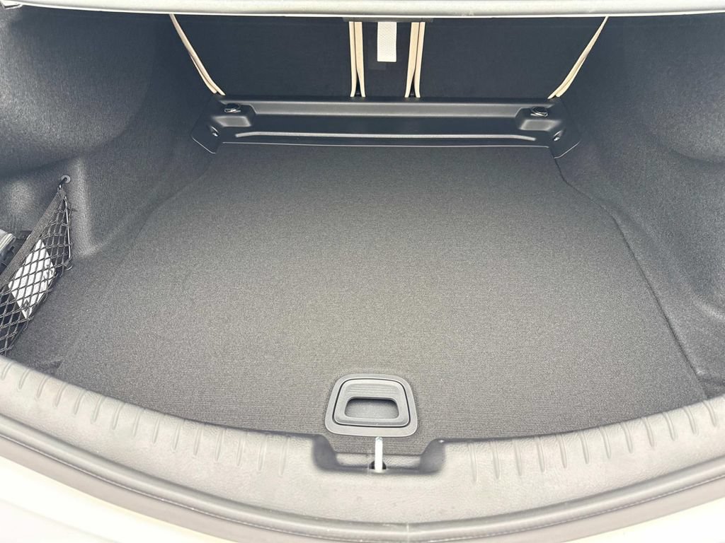 Used 2025 Mercedes-Benz CLE 300 4MATIC Coupe image 6