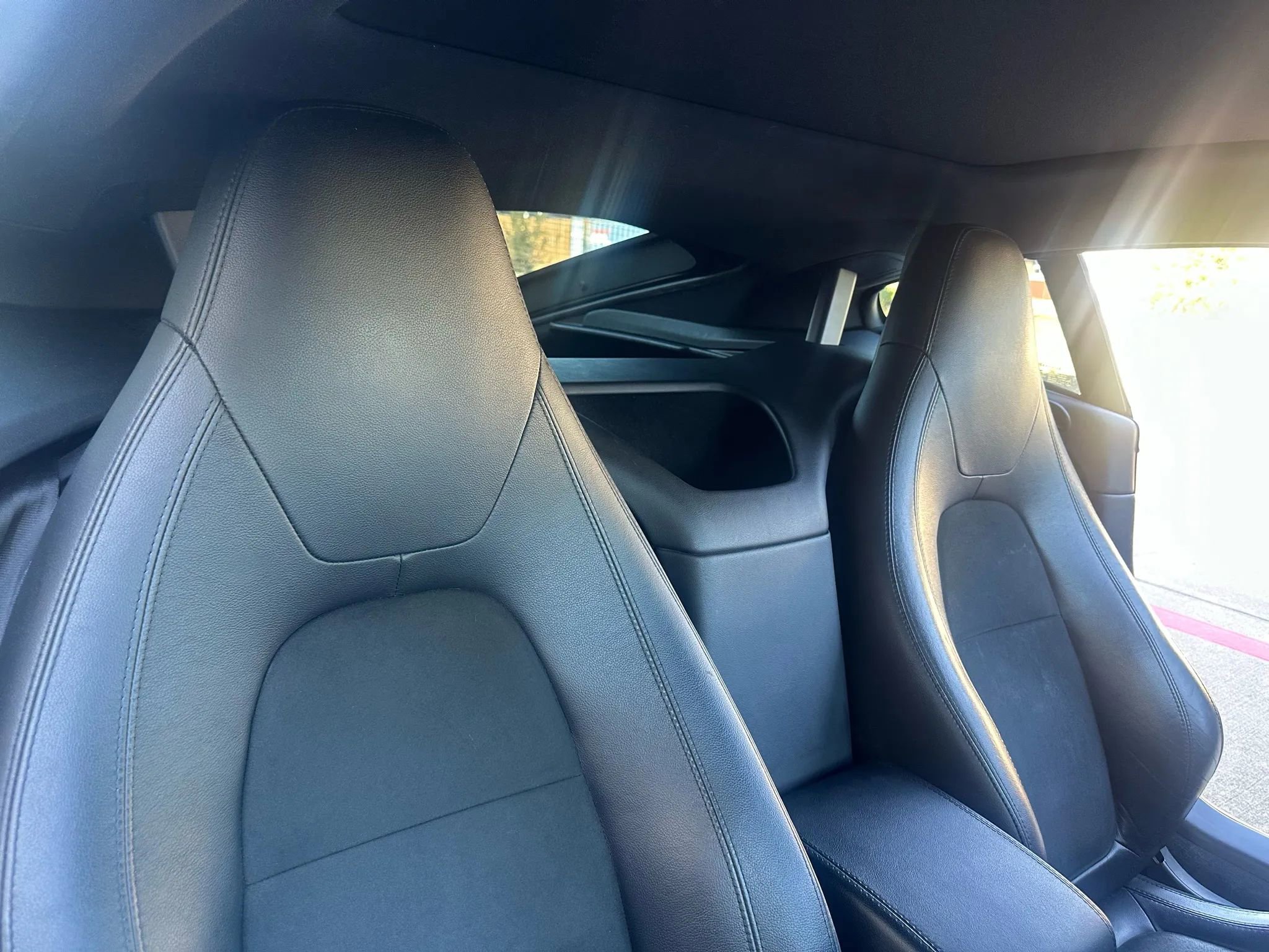 Used 2016 Jaguar F-TYPE Coupe image 23