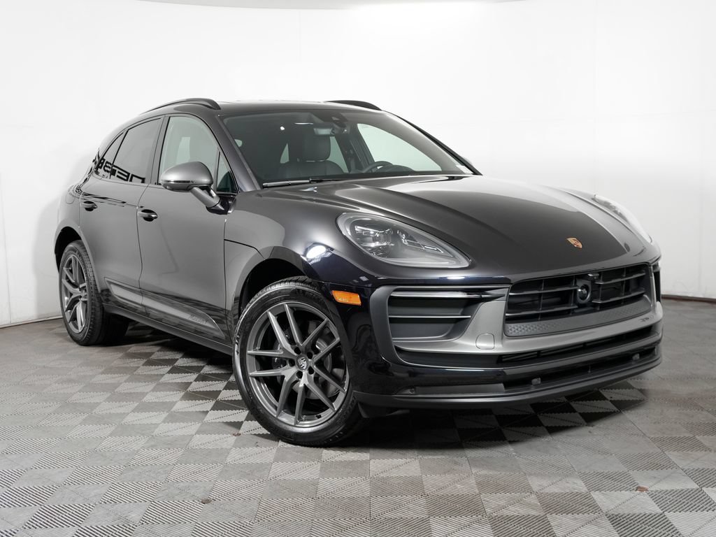 Certified 2026 Porsche Macan Turbo AWD/4WD image 9