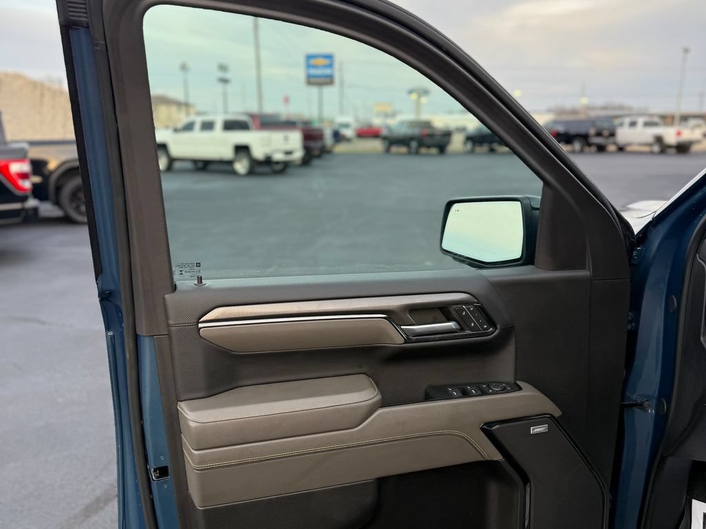 Used 2024 Chevrolet Silverado 1500 ZR2 w/ Technology Package AWD/4WD image 38