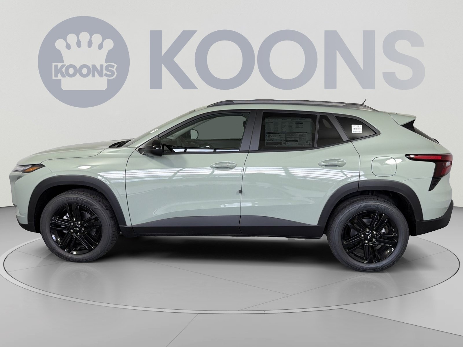 New 2026 Chevrolet Trax ACTIV FWD image 2