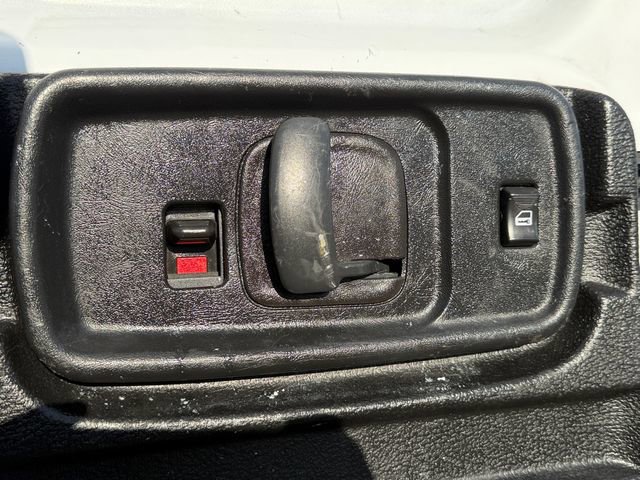 Used 2017 Chevrolet Express 2500 RWD image 33