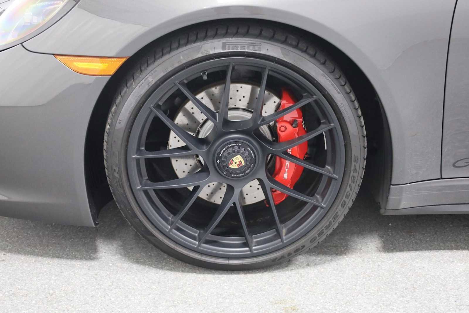 Used 2019 Porsche 911 Carrera GTS image 36