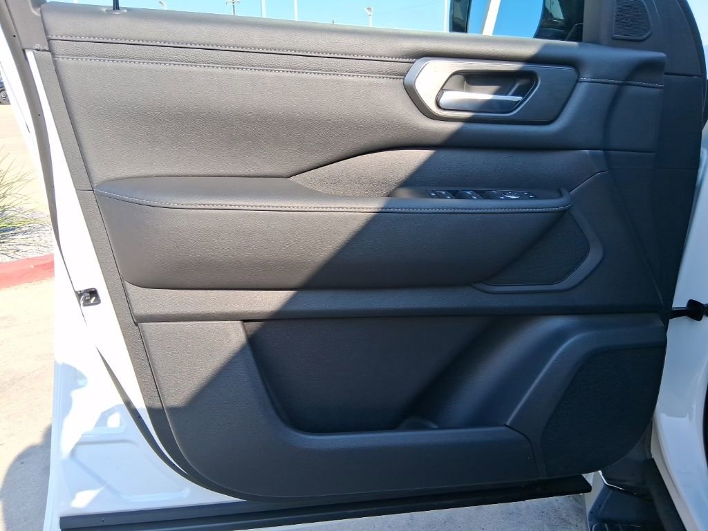 New 2026 Nissan Armada SV image 20