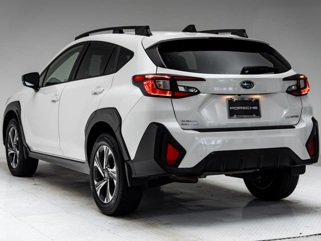 Used 2024 Subaru Crosstrek 2.0i Premium AWD/4WD image 3