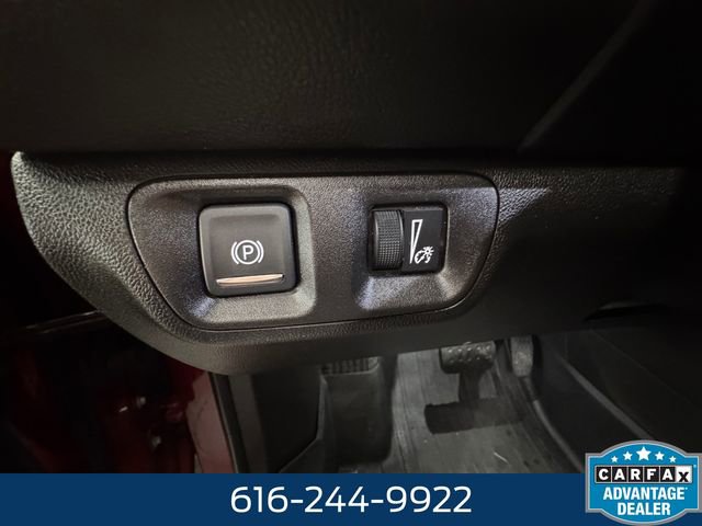 Used 2021 GMC Acadia SLT w/ Premium Package image 22