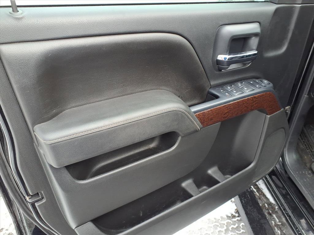 Used 2015 GMC Sierra 1500 SLE w/ SLE Value Package image 4