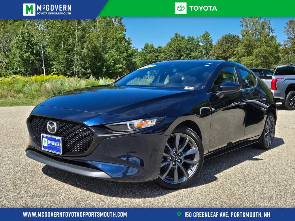 Used 2023 MAZDA MAZDA3 s FWD image 1