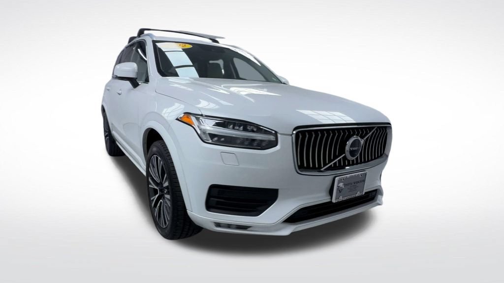 Used 2022 Volvo XC90 T6 Momentum w/ Advanced Package AWD/4WD image 2