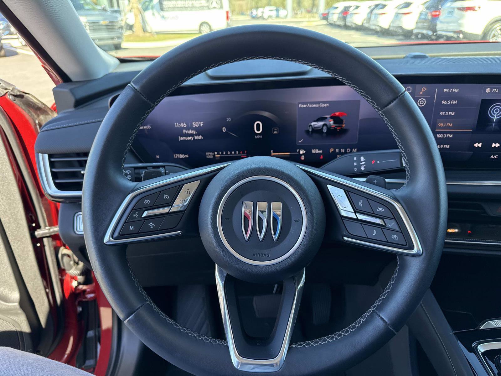 Used 2025 Buick Envision Preferred image 28