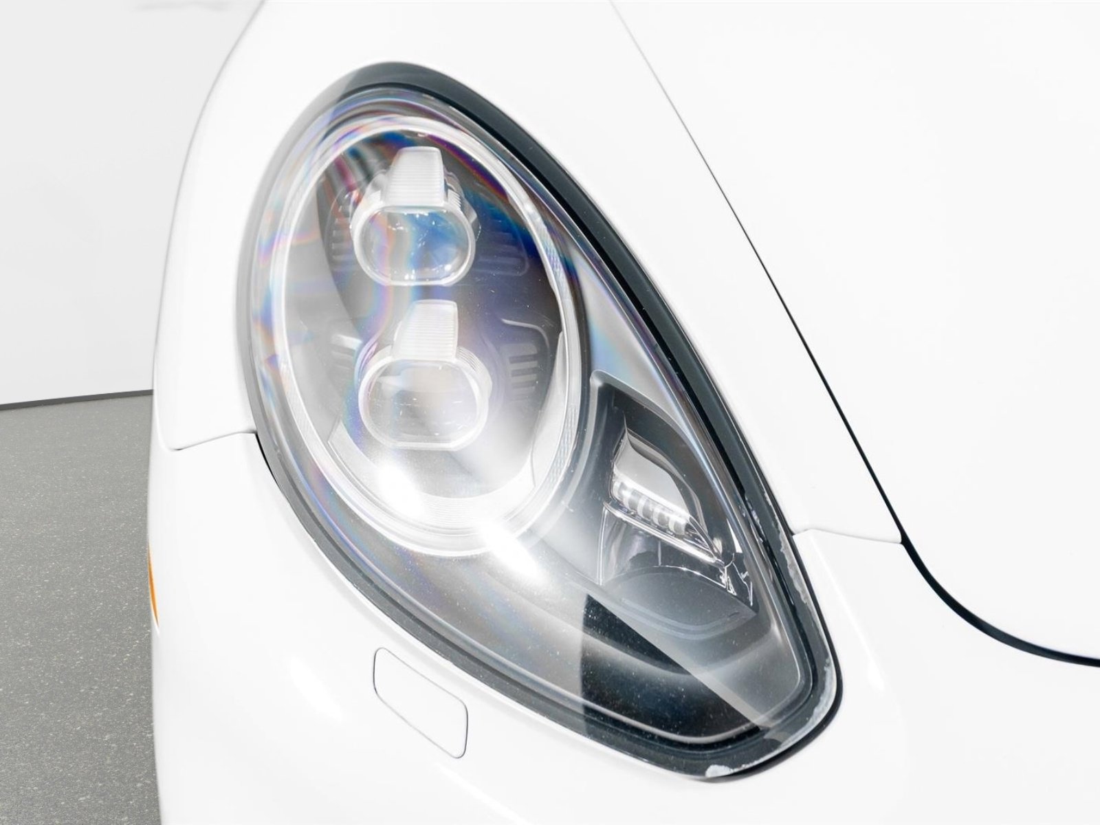 Used 2014 Porsche Panamera GTS image 23