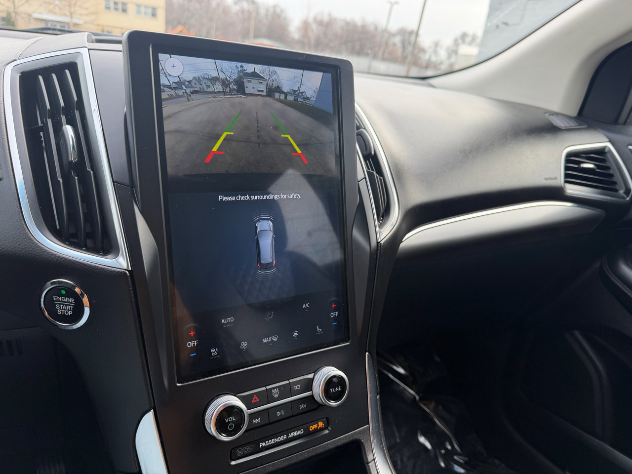 Used 2024 Ford Edge Titanium image 13