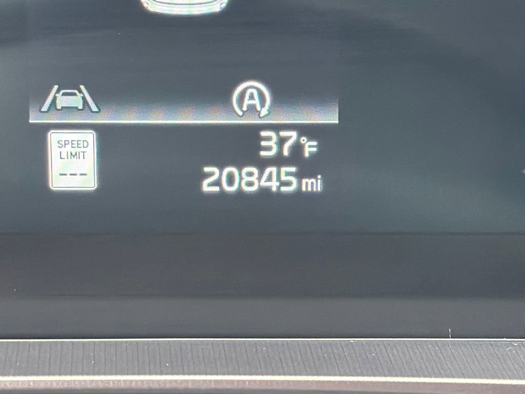 Used 2025 Kia Telluride S image 19