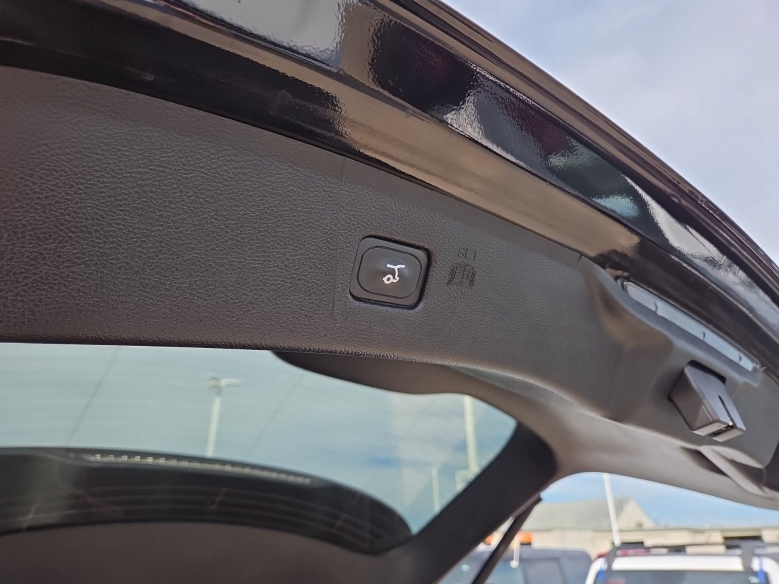 Certified 2024 Ford Edge ST-Line AWD/4WD image 16