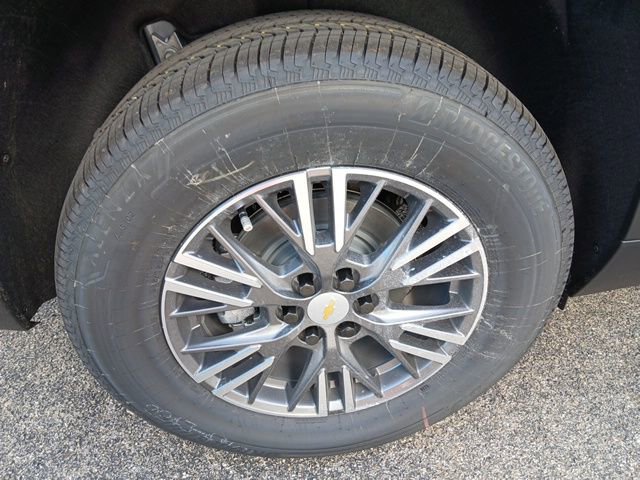 New 2026 Chevrolet Traverse LT w/ Enhanced Driving Package image 7