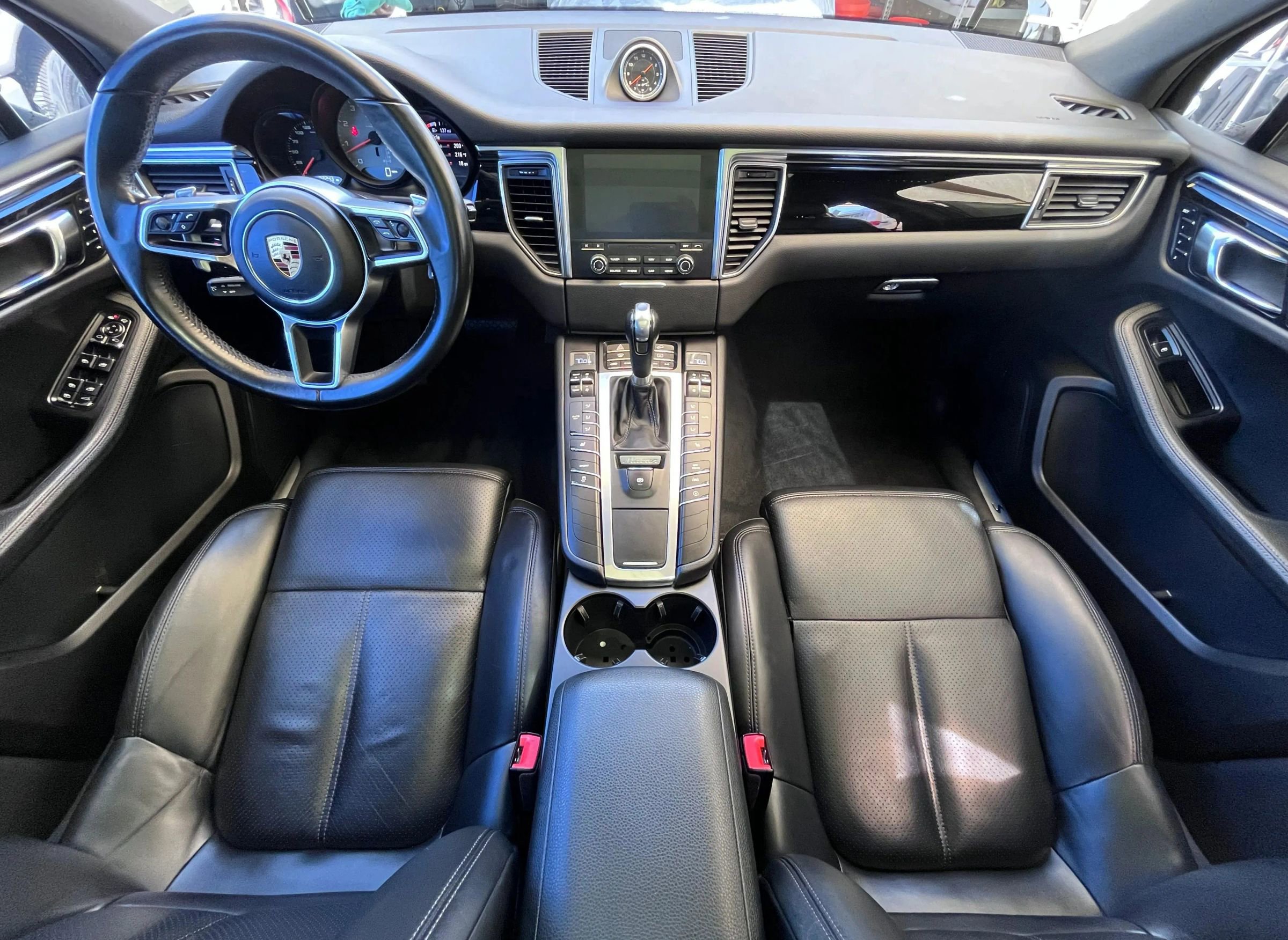 Used 2017 Porsche Macan S image 17