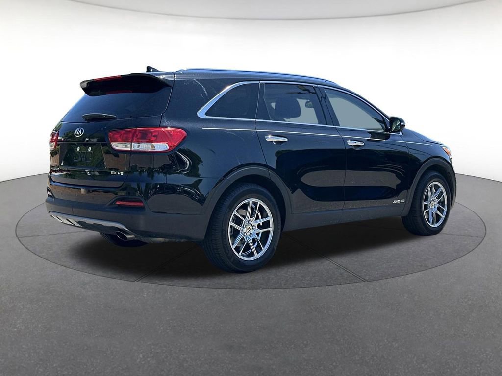 Used 2017 Kia Sorento EX w/ EX Advanced Touring Package AWD/4WD image 6