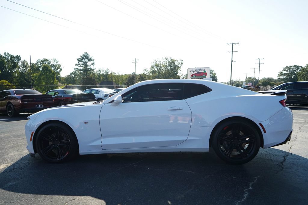 Used 2017 Chevrolet Camaro SS RWD image 25