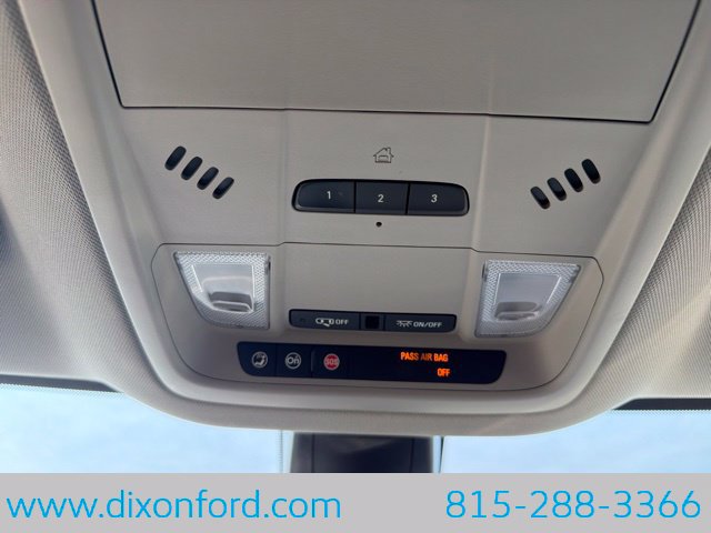 Used 2020 Buick Enclave Premium w/ Surround and Sites Package AWD/4WD image 20