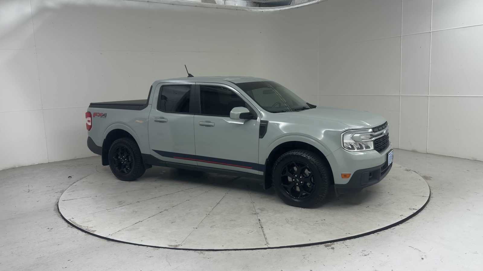 Used 2022 Ford Maverick Lariat w/ Equipment Group 500A Standard AWD/4WD image 8