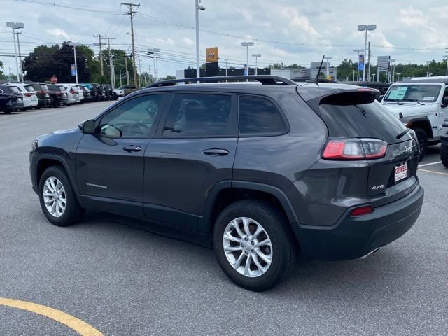 Used 2022 Jeep Cherokee Latitude Lux w/ Sun & Sound Group AWD/4WD image 3