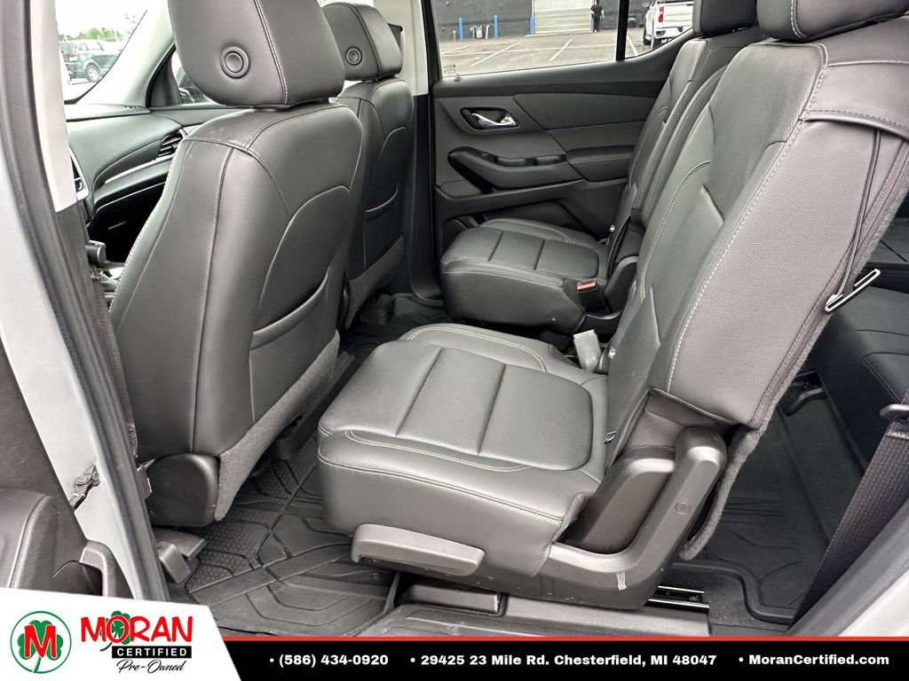 Used 2019 Chevrolet Traverse Premier w/ Redline Edition AWD/4WD image 13