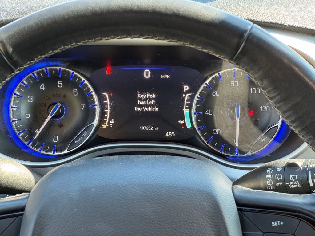 Used 2021 Chrysler Pacifica Touring-L w/ S Appearance Package image 14