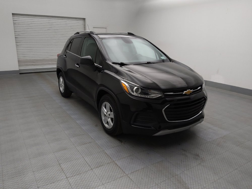 Used 2020 Chevrolet Trax LT w/ LT Convenience Package image 13