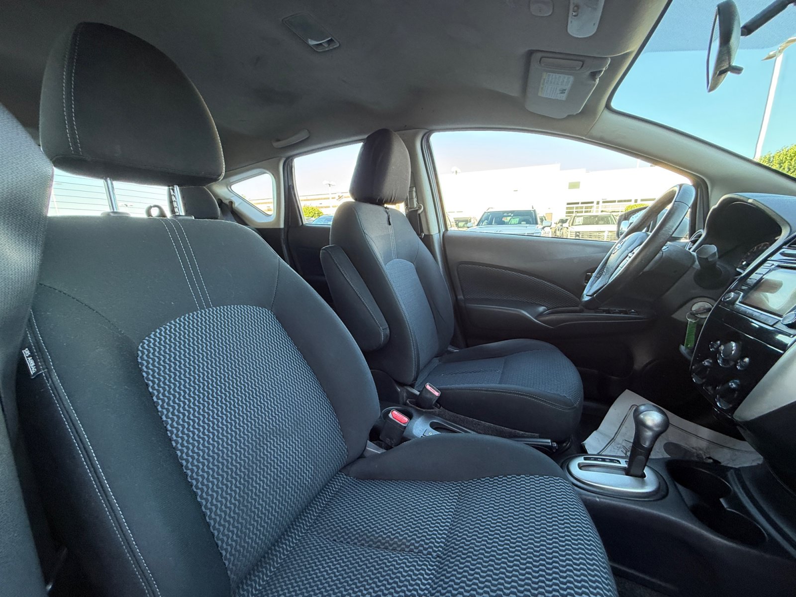 Used 2016 Nissan Versa Note SV FWD image 19