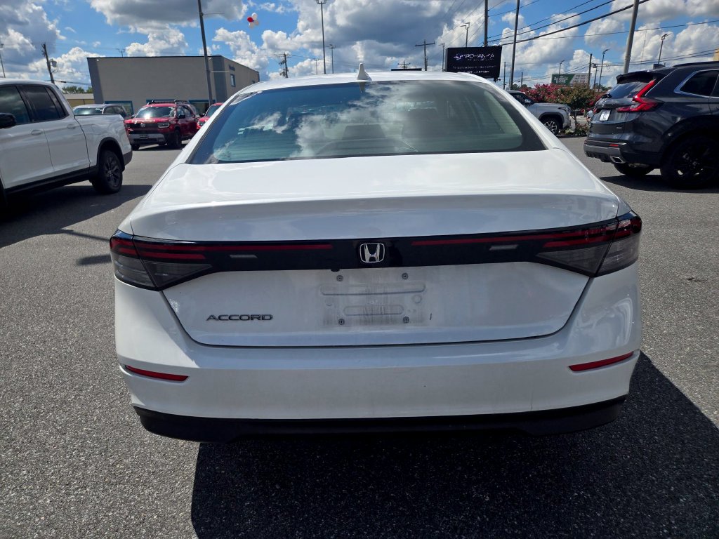 Used 2024 Honda Accord LX image 6