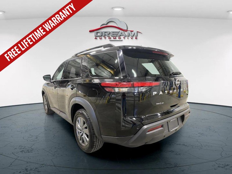 Used 2025 Nissan Pathfinder SV FWD image 5