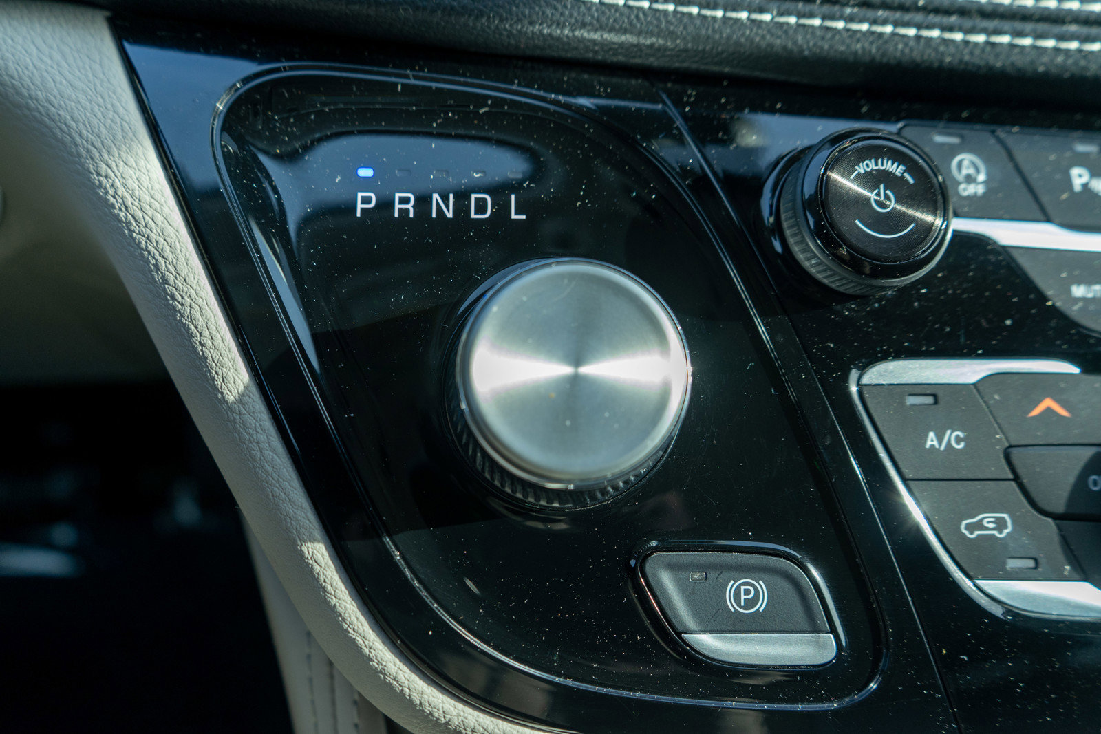 Used 2024 Chrysler Pacifica Limited image 21