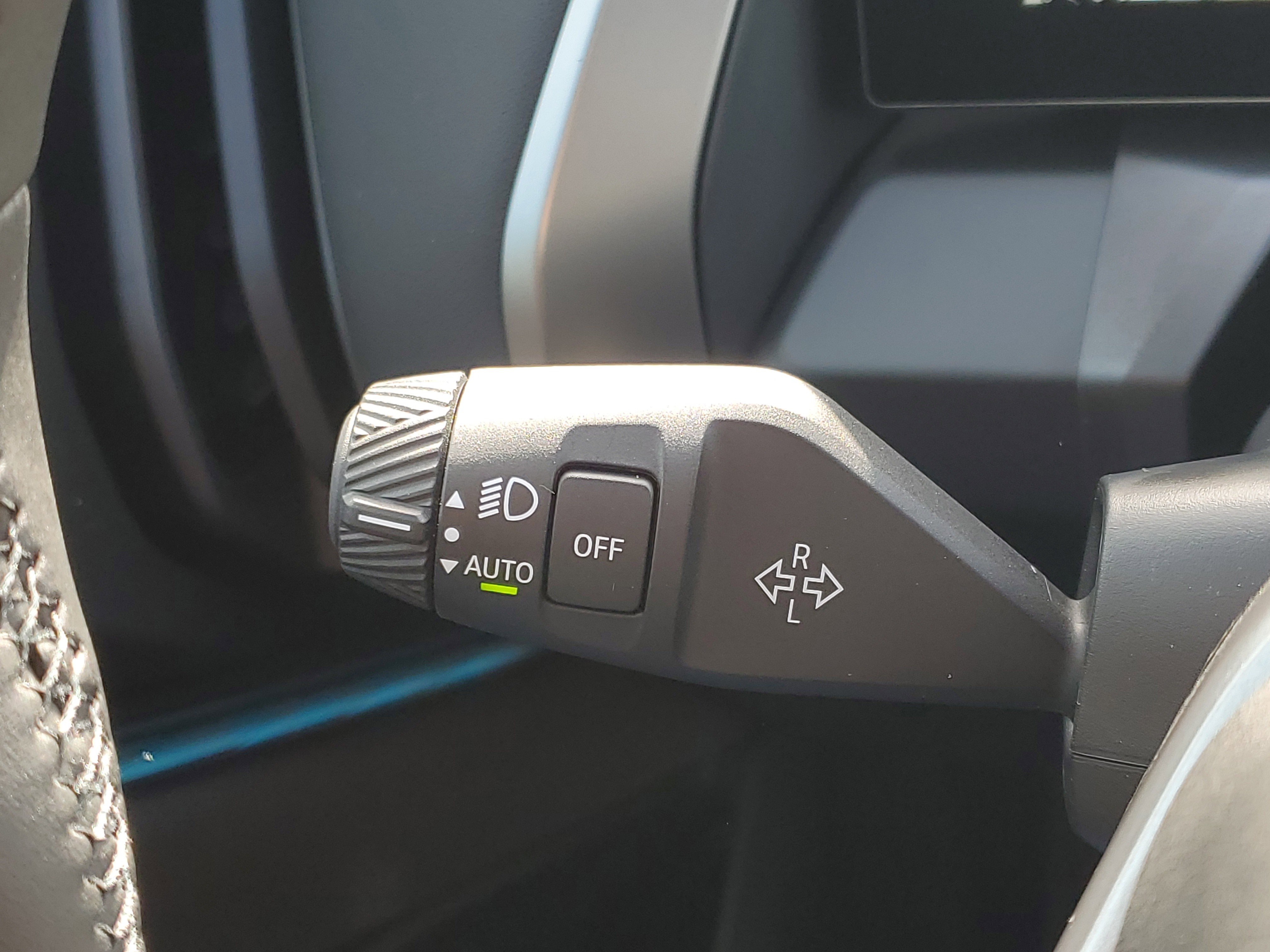 New 2026 BMW X3 xDrive30 w/ Premium Package image 13